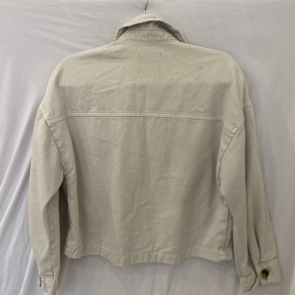 Zara cropped denim button  jacket pockets  size small - Picture 7 of 7